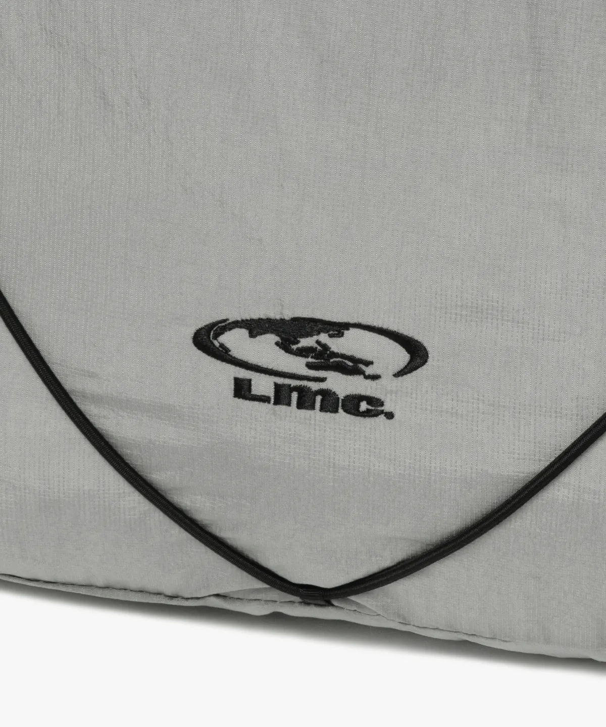 【𝘱𝘳𝘦-𝘰𝘳𝘥𝘦𝘳】LMC OVAL GLOBE STRING BACKPACK