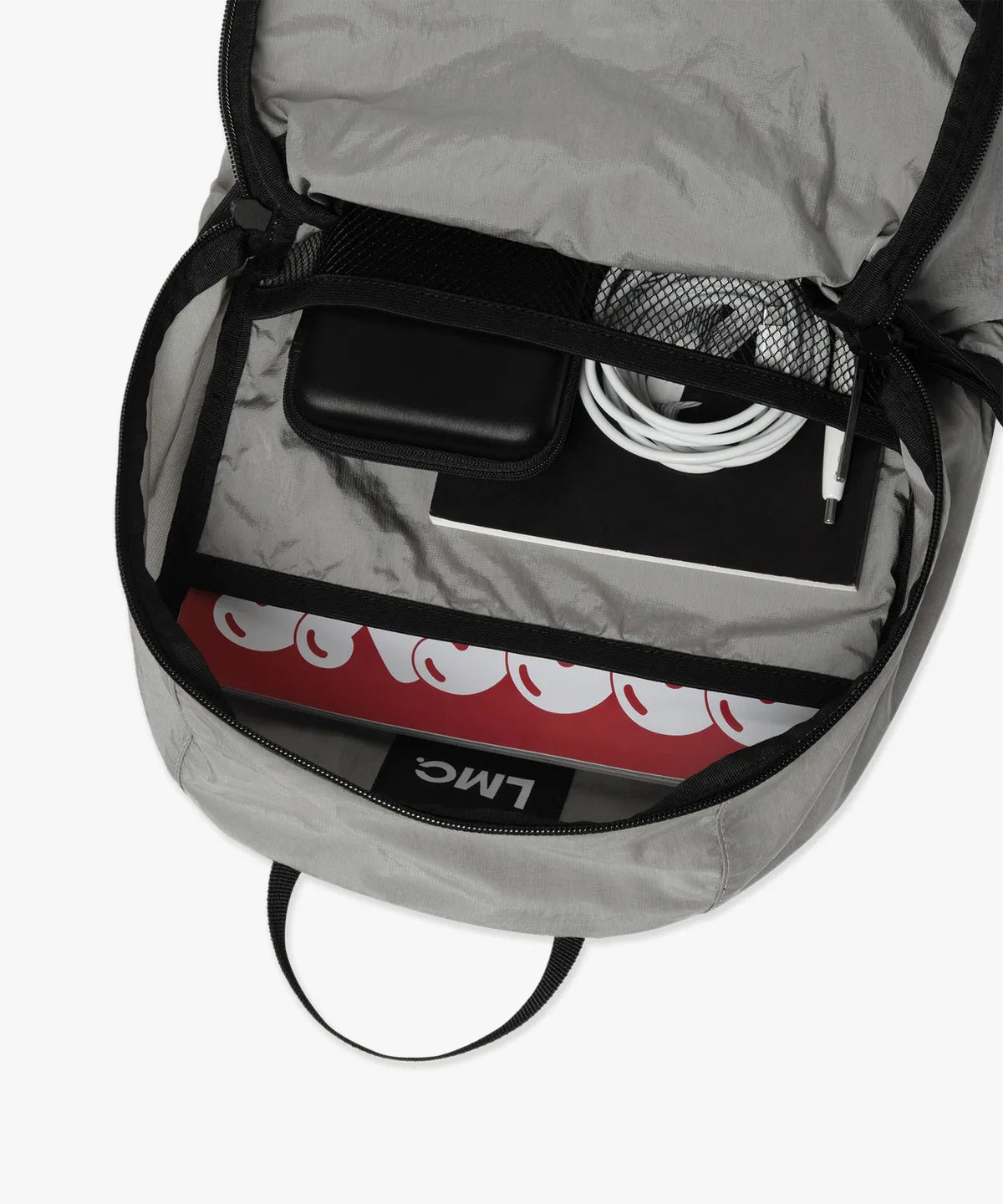 【𝘱𝘳𝘦-𝘰𝘳𝘥𝘦𝘳】LMC OVAL GLOBE RETINA BACKPACK