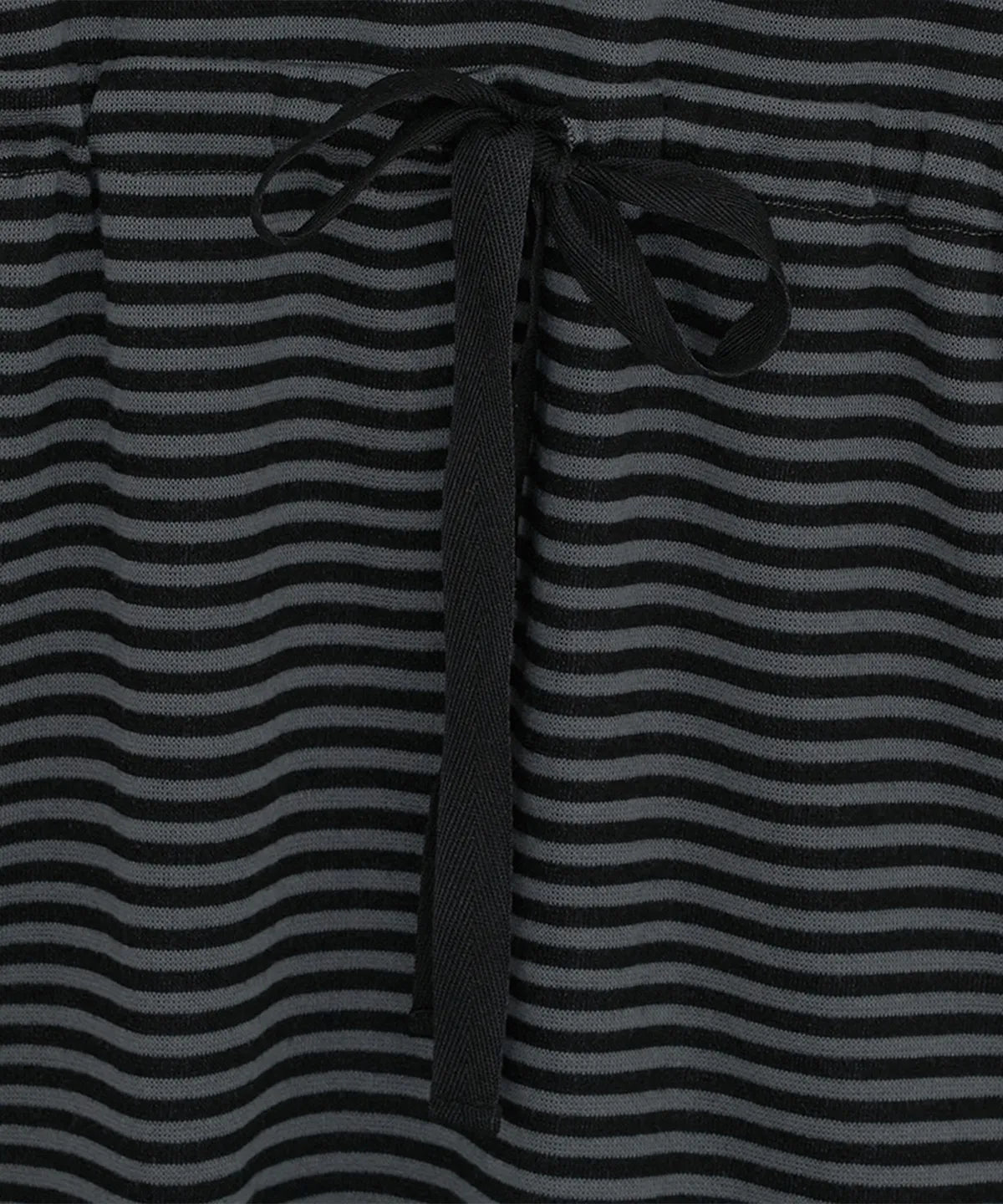 HUGYOURSKIN STRIPED BABYDOLL HOODIE (CHARCOAL)