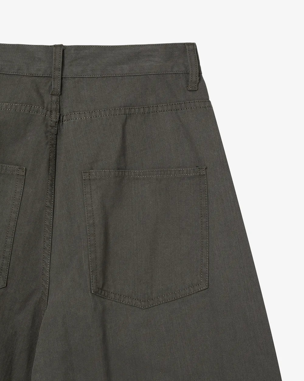 AEAE STUD SHORTS (CHOCOLATE)