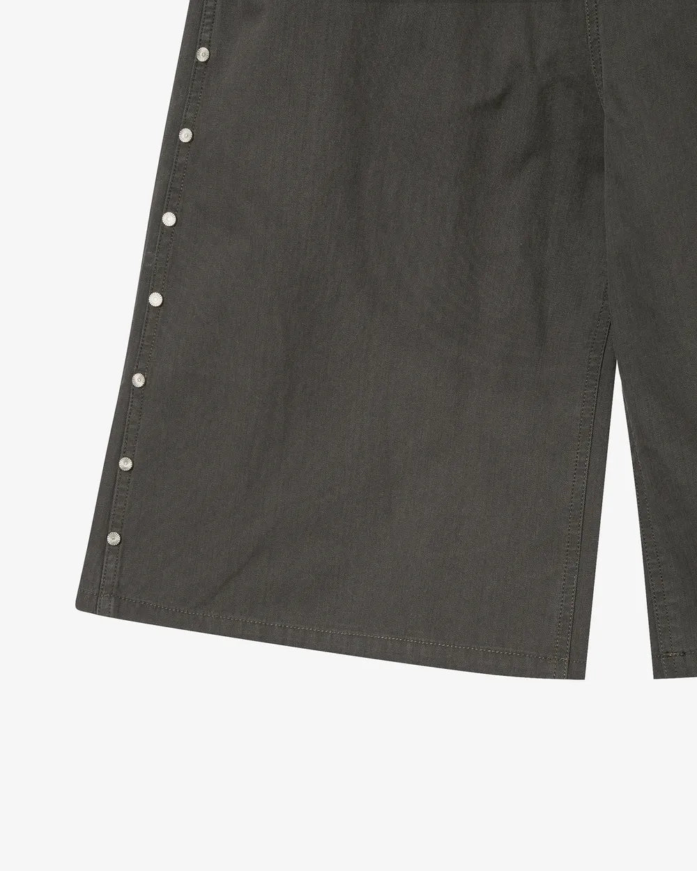 AEAE STUD SHORTS (CHOCOLATE)