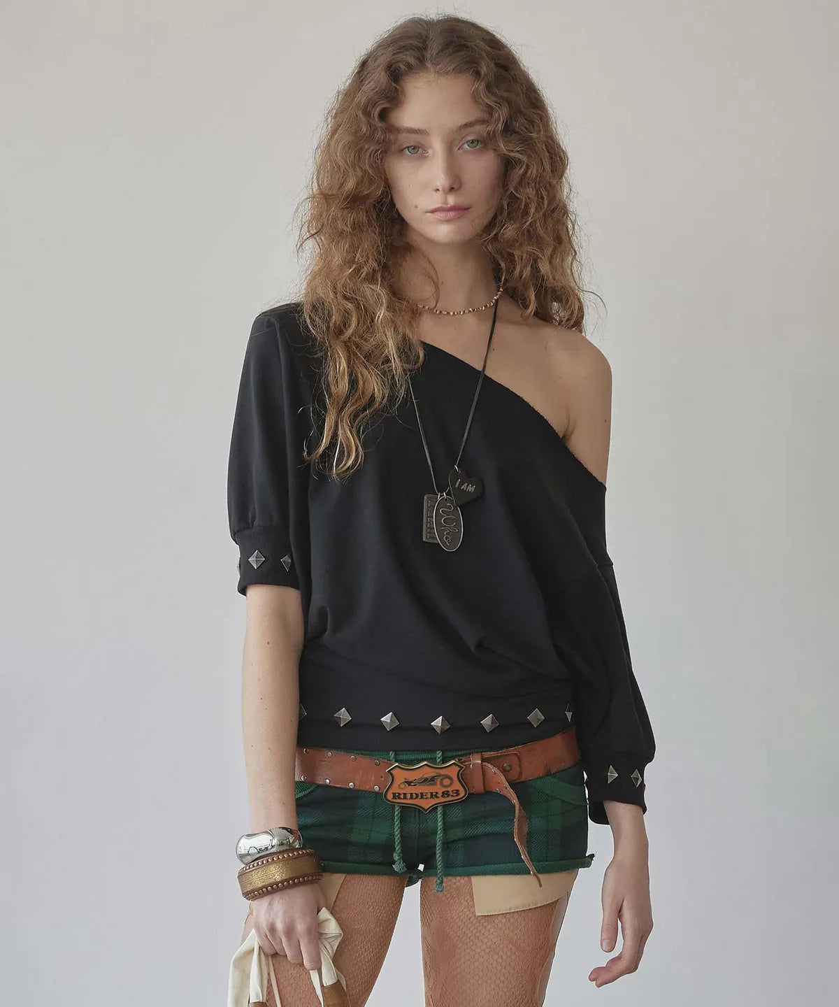 【𝘱𝘳𝘦-𝘰𝘳𝘥𝘦𝘳】SCULPTOR Stud Half Sleeve Sweatshirt Black