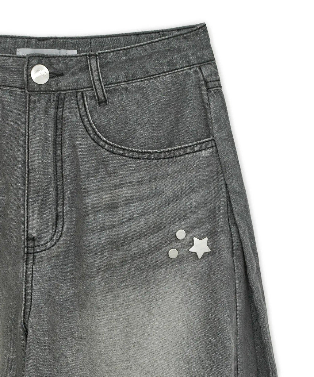 HUGYOURSKIN KORILAKKUMA WASHED JEANS (CHARCOAL)