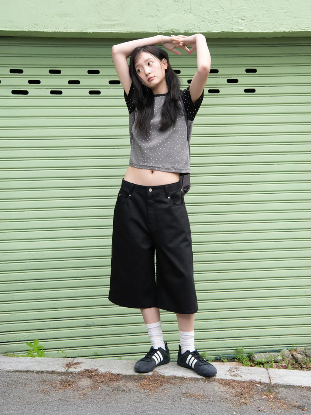 【𝘱𝘳𝘦-𝘰𝘳𝘥𝘦𝘳】OAFISH Mini Star Raglan T-Shirt (Charcoal)