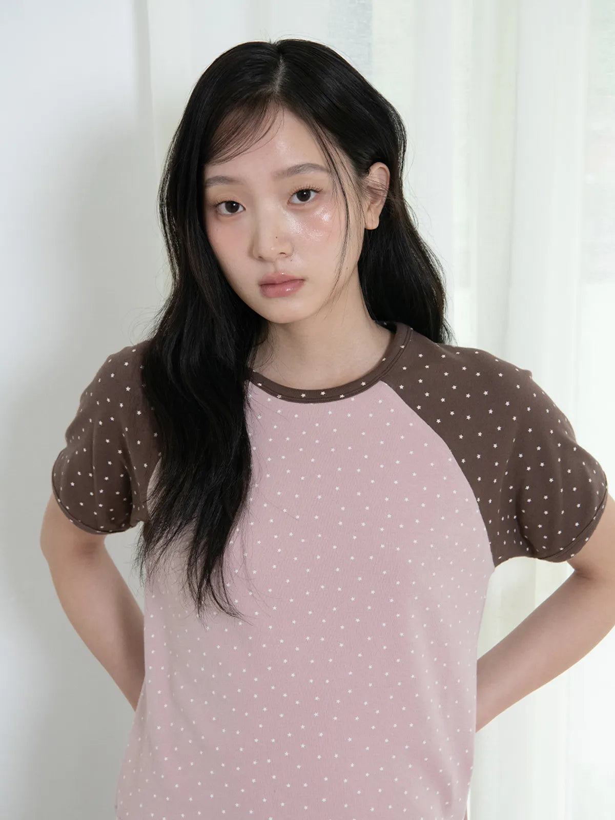 【𝘱𝘳𝘦-𝘰𝘳𝘥𝘦𝘳】OAFISH Mini Star Raglan T-Shirt (Pink)