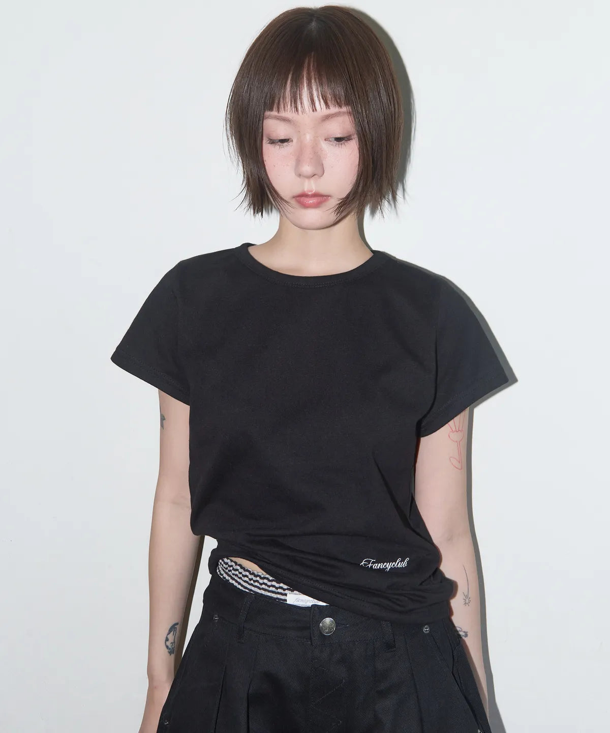 【𝘱𝘳𝘦-𝘰𝘳𝘥𝘦𝘳】FANCY CLUB Rivers of Heaven Crop Tee (BLACK)