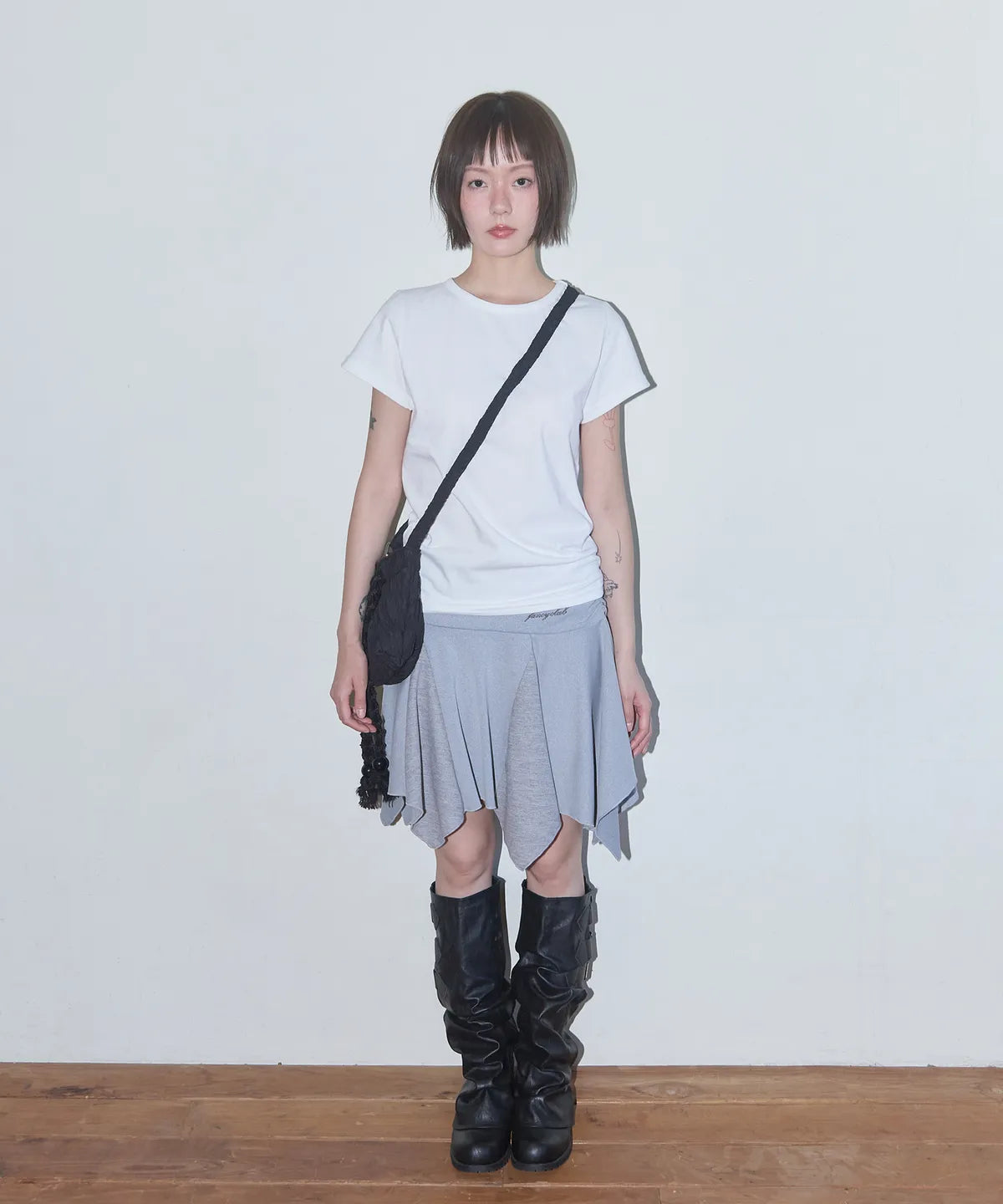 【𝘱𝘳𝘦-𝘰𝘳𝘥𝘦𝘳】FANCY CLUB Rivers of Heaven Crop Tee (GRAY)