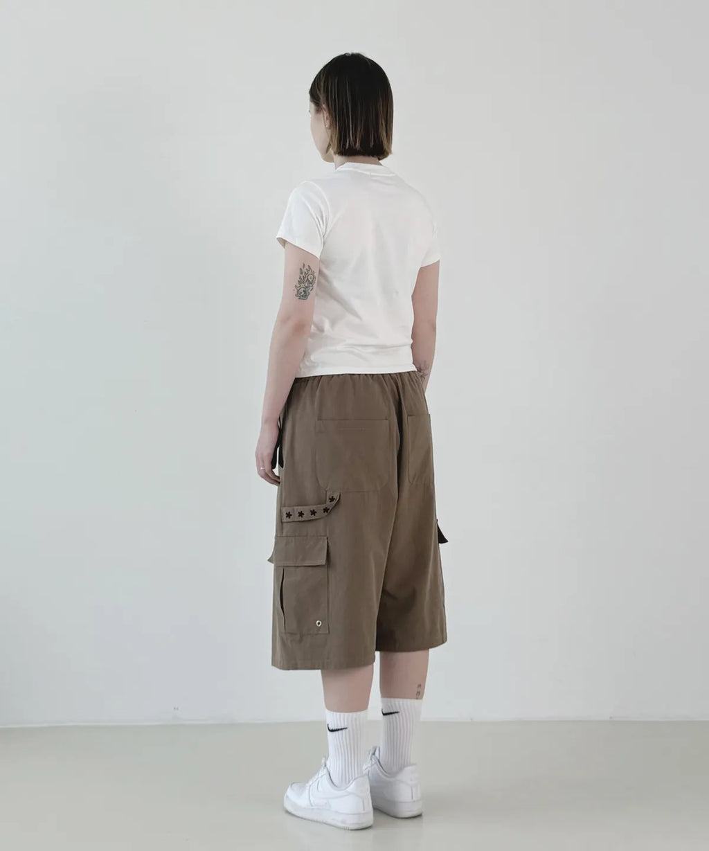 【𝘱𝘳𝘦-𝘰𝘳𝘥𝘦𝘳】DENAGE Vintage Three Star Patch Logo Crop Tee White 0388