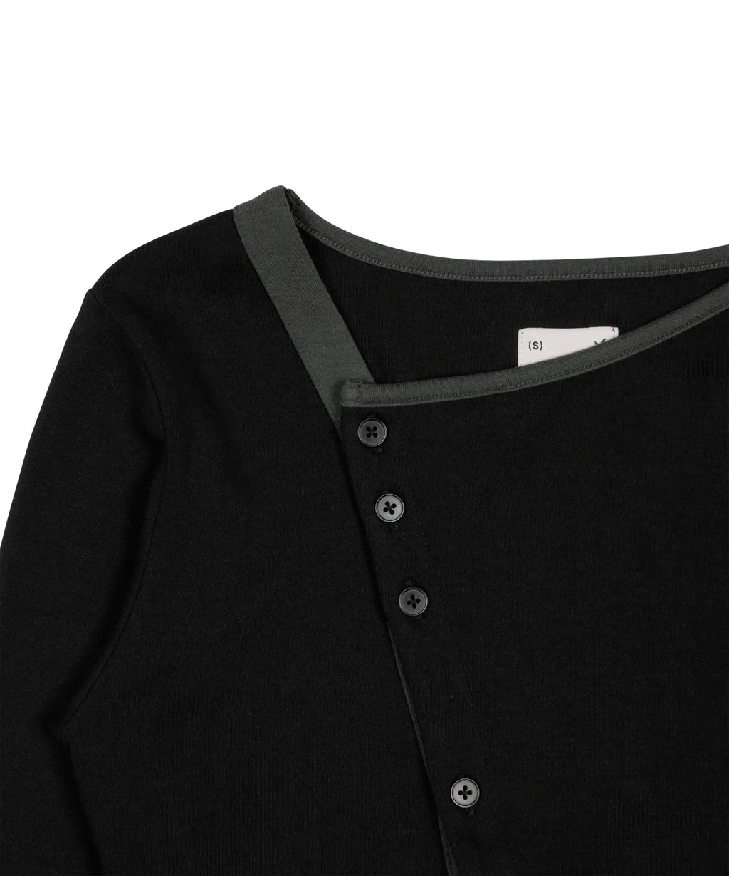 TCM twist button long sleeve (black)