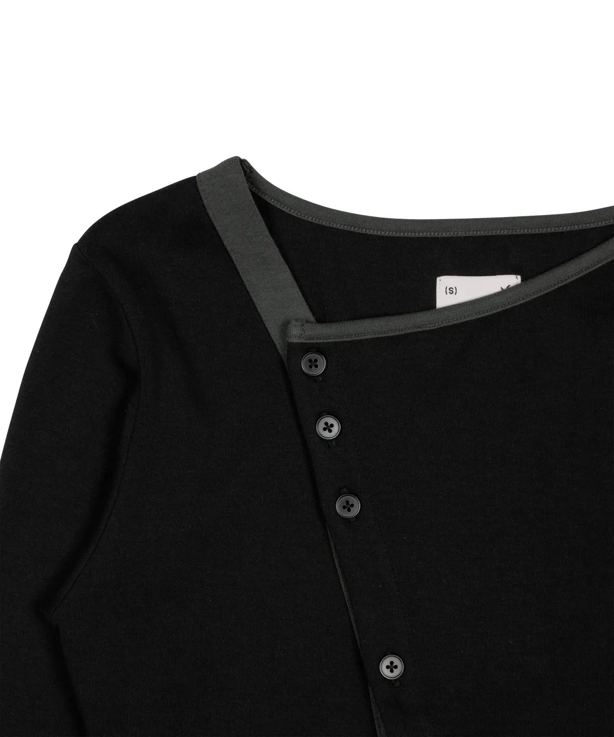 TCM twist button long sleeve (black)
