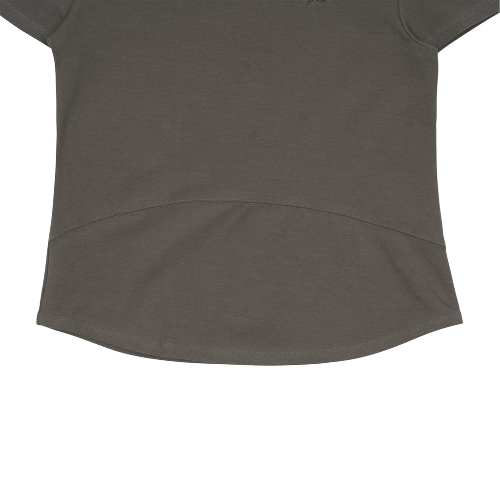 TCM MINI LOGO CURVED TEE (GREY)