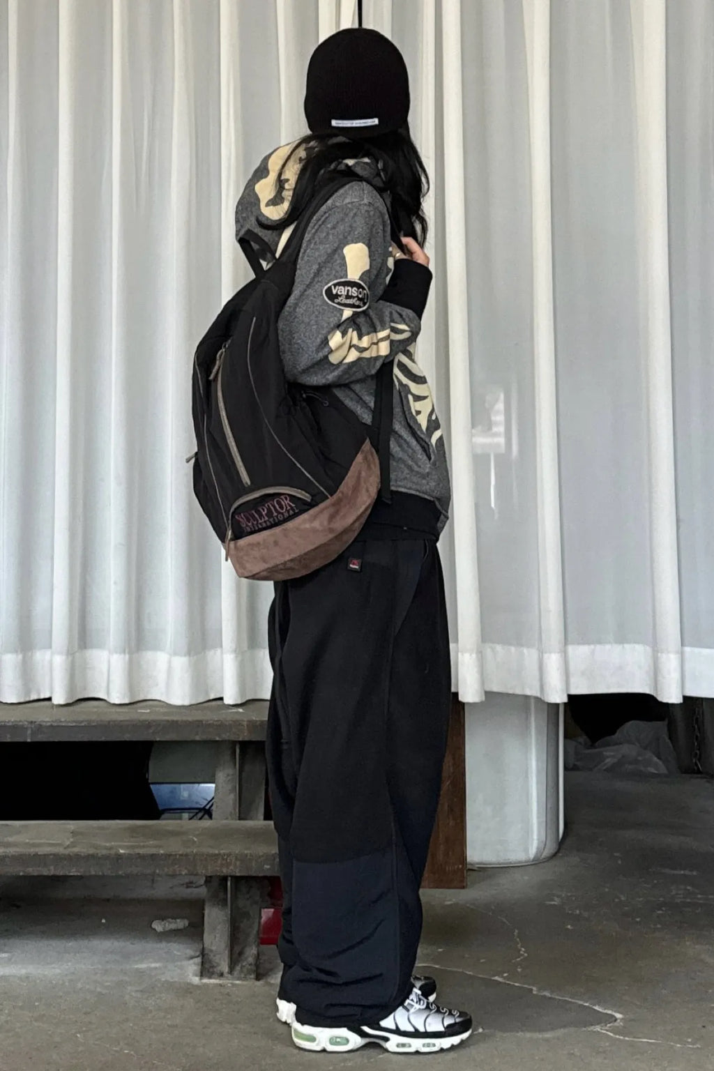 【𝘱𝘳𝘦-𝘰𝘳𝘥𝘦𝘳】SCULPTOR Oldschool Slouchy Backpack Black
