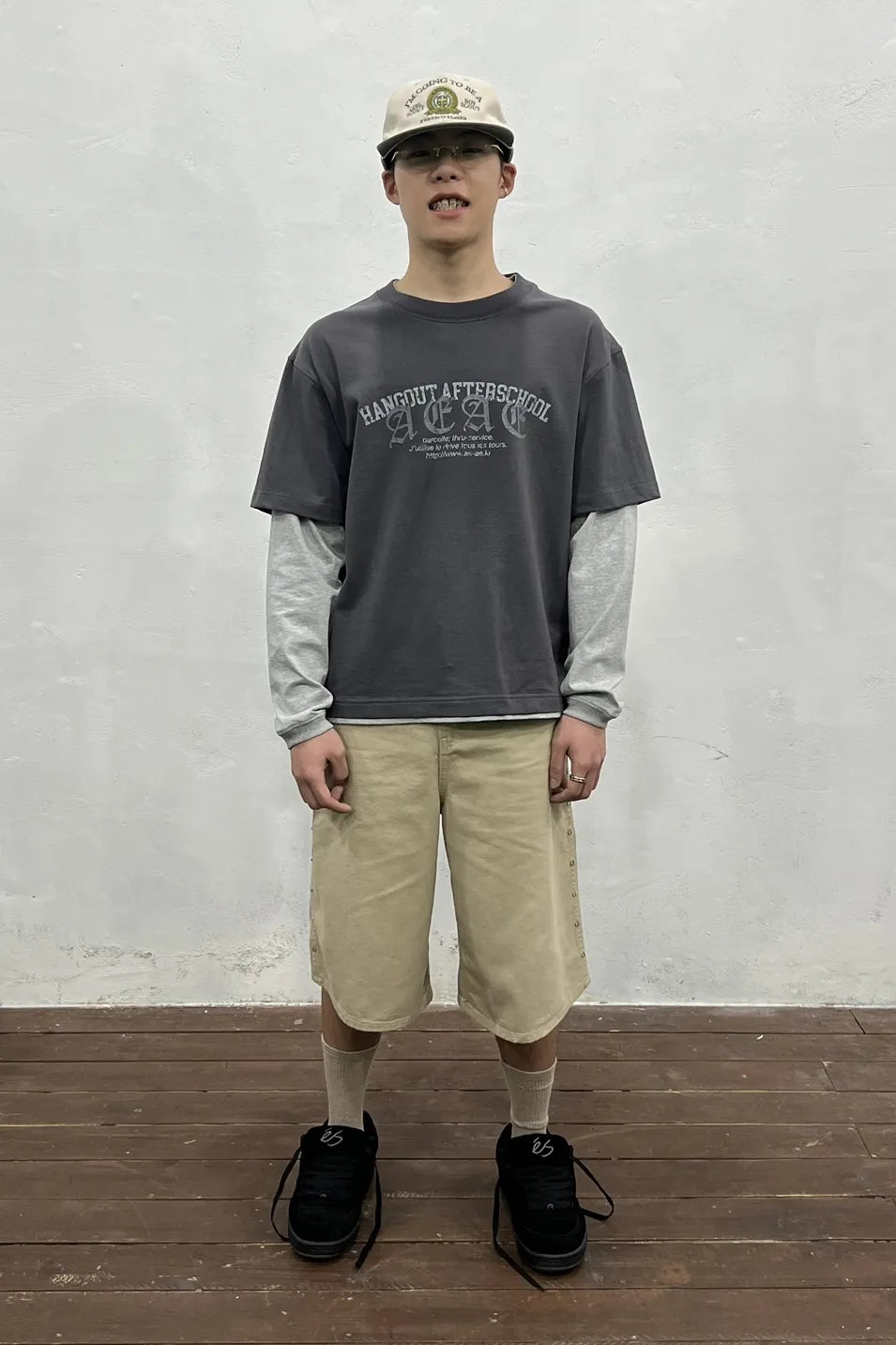 AEAE STUD SHORTS (BEIGE)